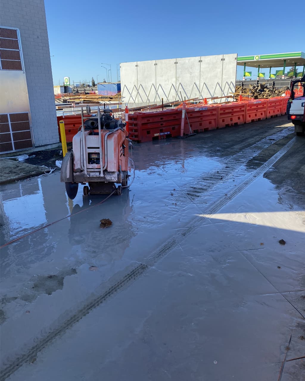Expert Road Sawing